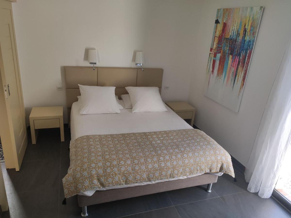 Villa Otilia-Bed And Breakfast-Chambres D'Hotes En Provence Rians  ภายนอก รูปภาพ